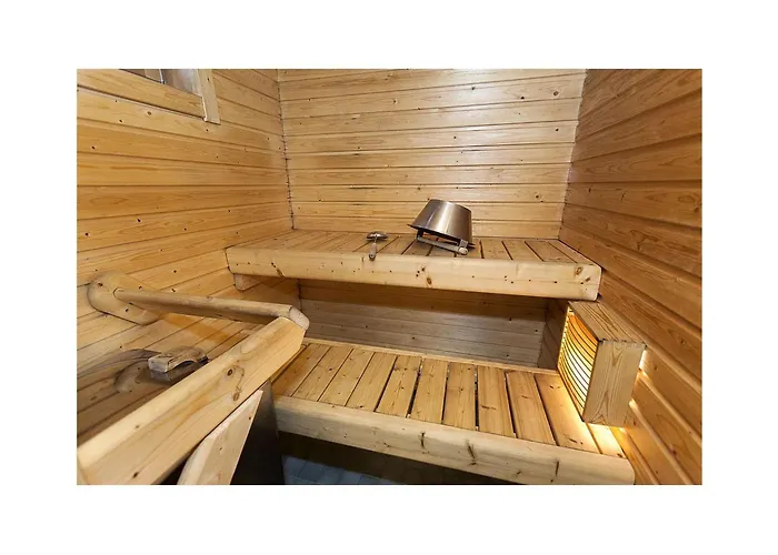 Aquahovi B5 By Interhome Levi